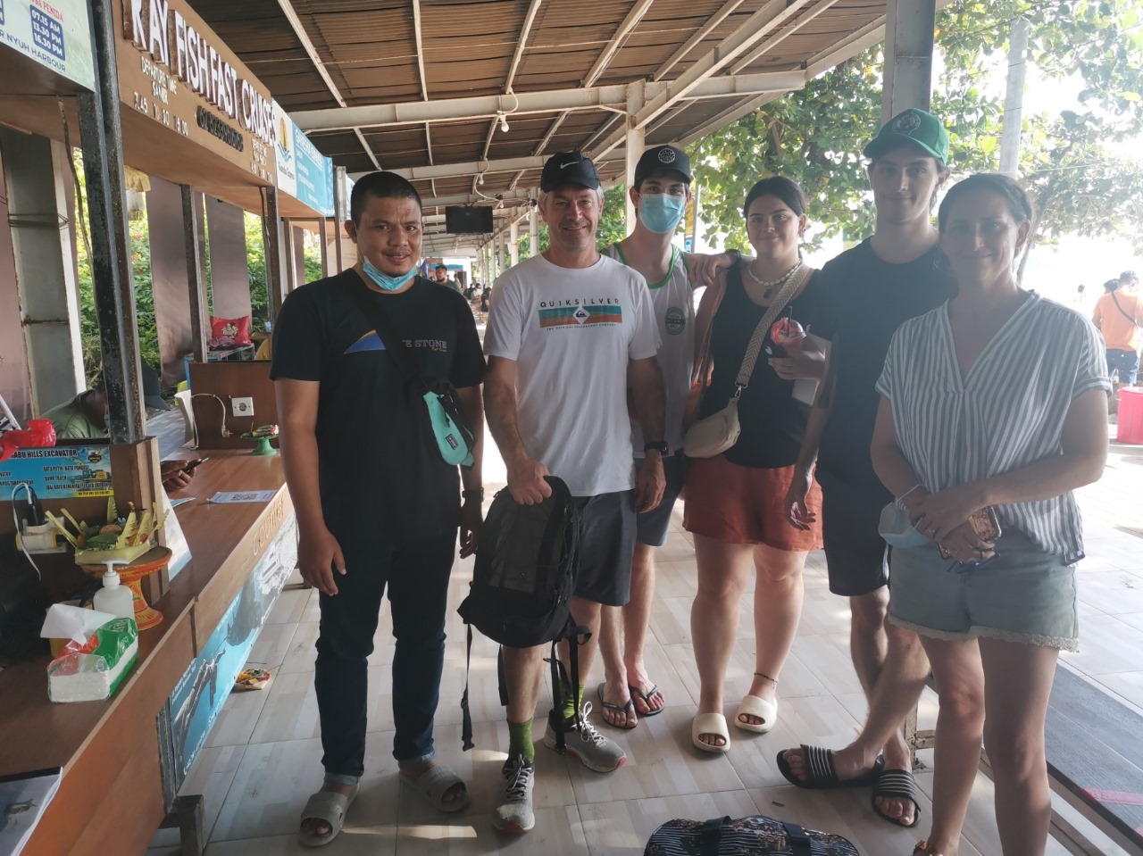Foto tim Melali Nusa Penida β pemandu dan kru lokal